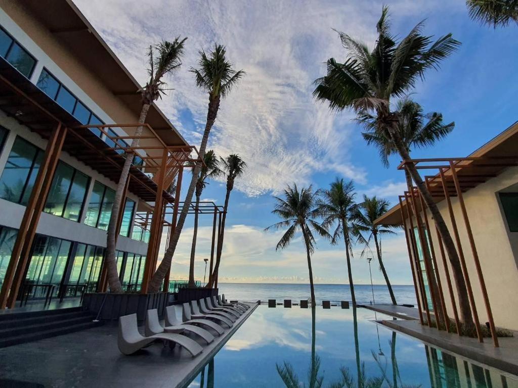 Eco Cozy Beachfront Resort Chaam Hua Hin Exterior foto