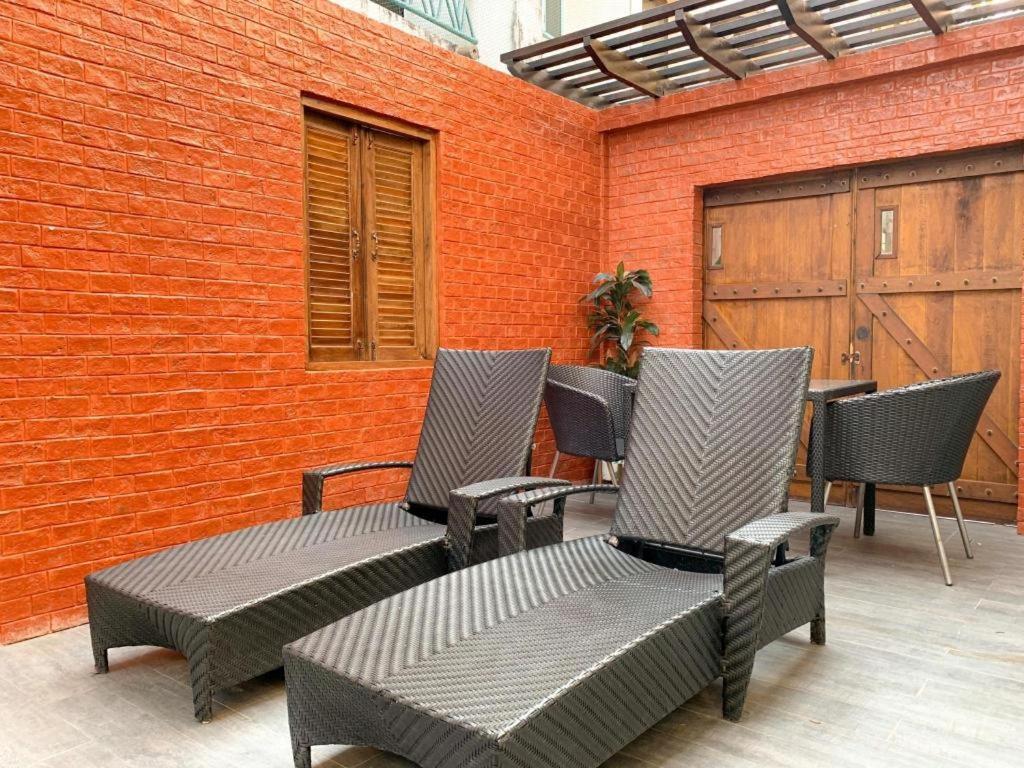 Eco Cozy Beachfront Resort Chaam Hua Hin Exterior foto