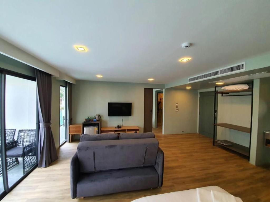Eco Cozy Beachfront Resort Chaam Hua Hin Exterior foto