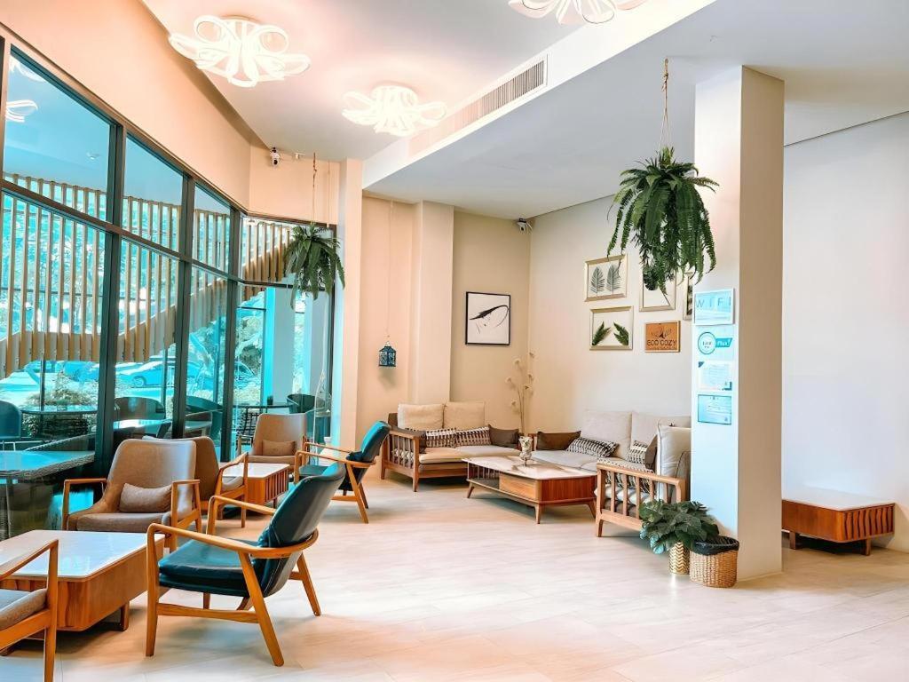 Eco Cozy Beachfront Resort Chaam Hua Hin Exterior foto